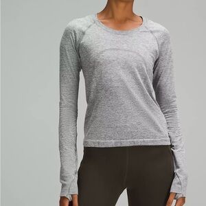 lululemon athletica Gray Long Sleeve Tee